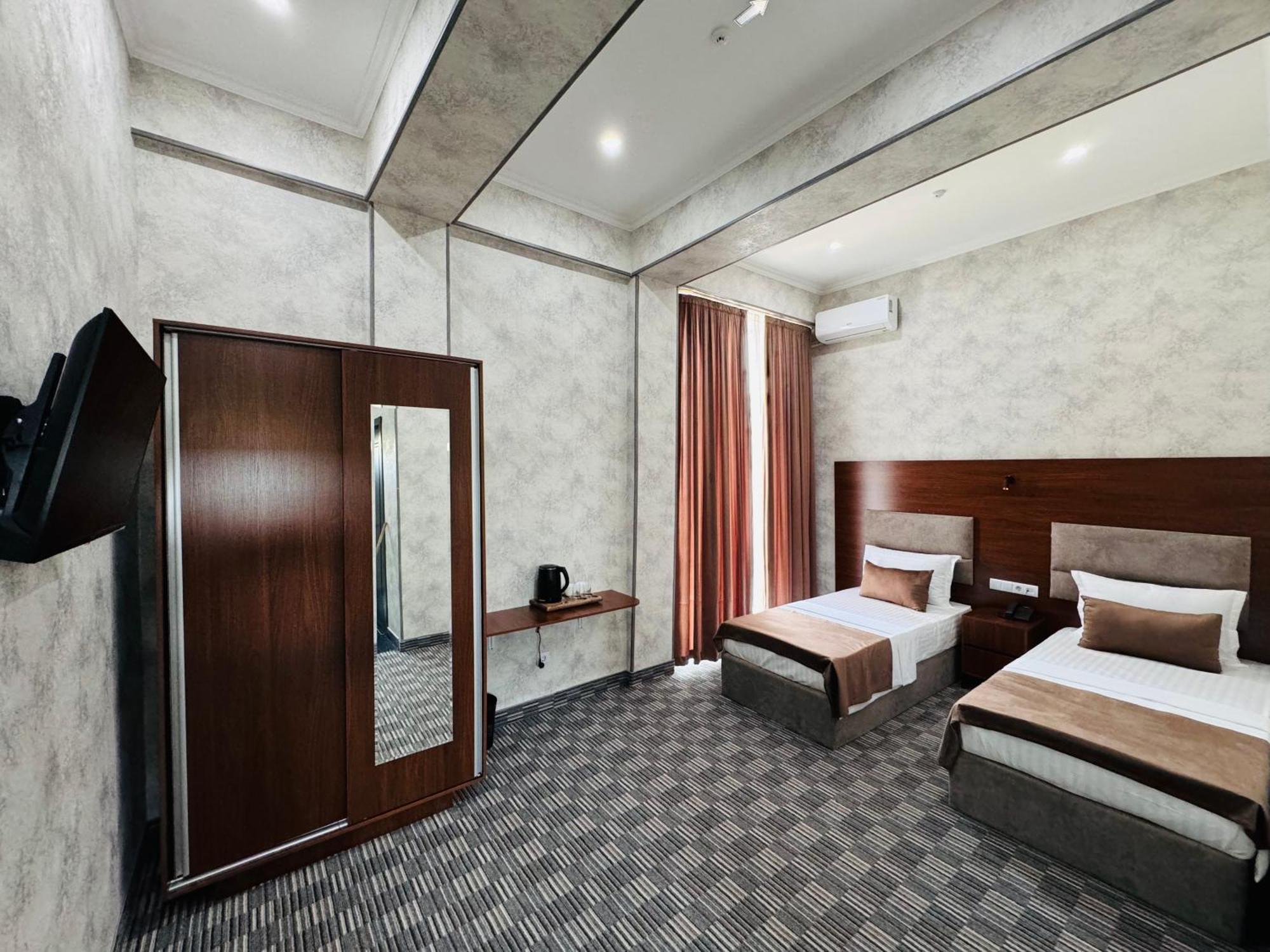Arda Plaza Hotel Tasjkent Buitenkant foto